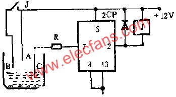 JEC-2組成水位控制電路圖 www.solar-ruike.com.cn